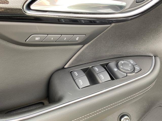 Buick Envision Essense 2023
