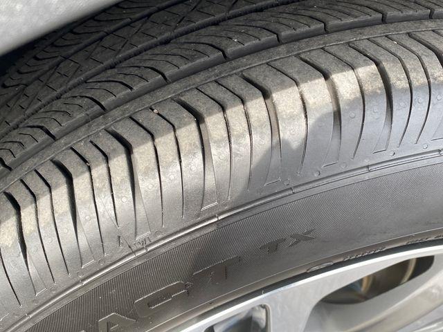 Buick Envision Essense 2023