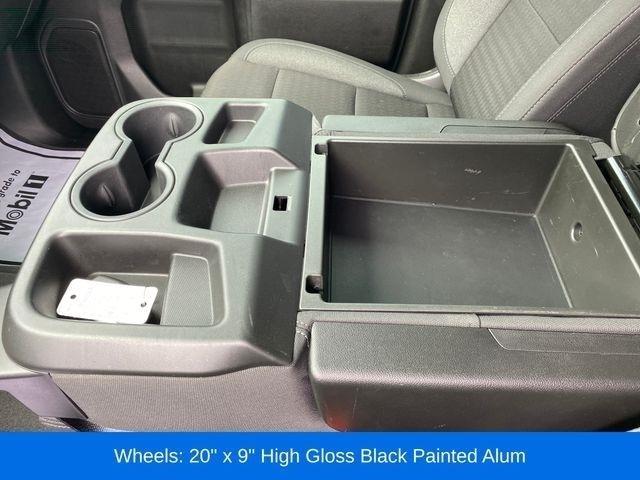 Chevrolet Silverado 1500 Custom Crew Cab 4WD 2024