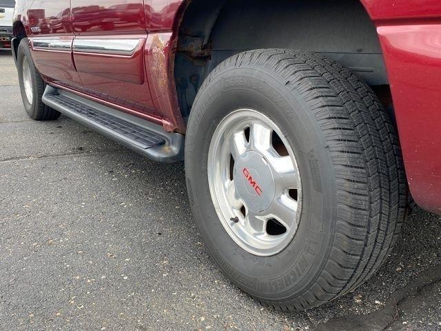 GMC Yukon XL 1500 4WD 2002