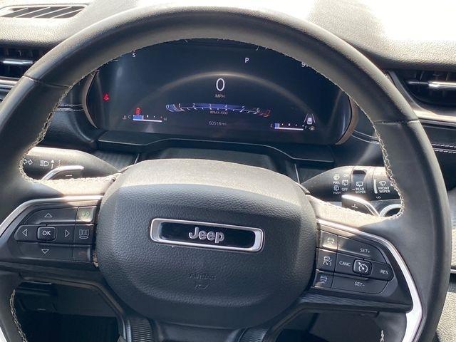 Jeep Grand Cherokee Laredo 4WD 2023