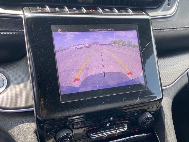 Jeep Grand Cherokee Laredo 4WD 2023