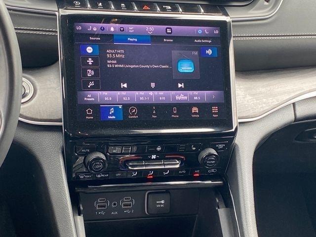Jeep Grand Cherokee Limited 4WD 2023