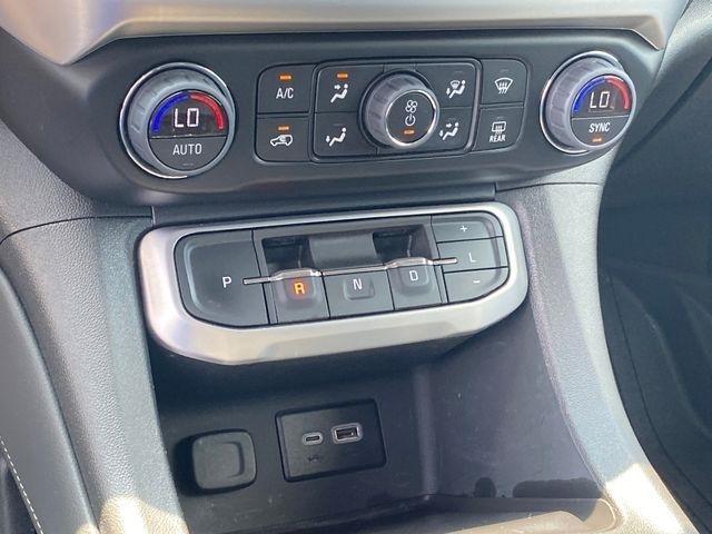 GMC Acadia SLE 2023