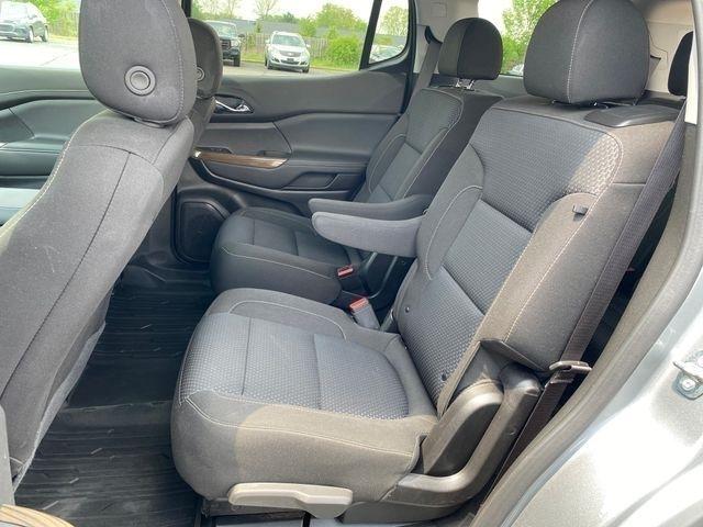 GMC Acadia SLE 2023