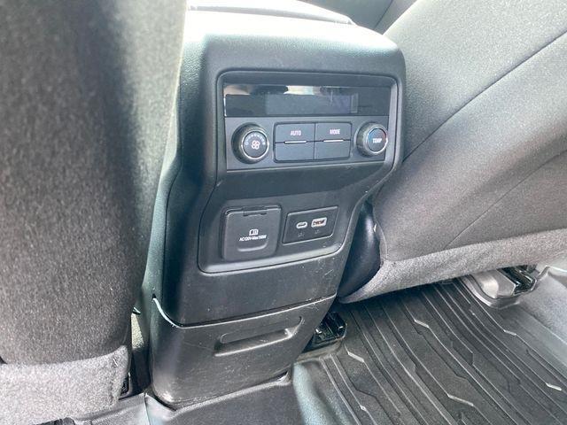 GMC Acadia SLE 2023