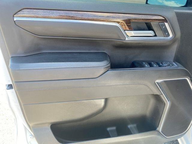 GMC Sierra 1500 Elevation L Crew Cab 4WD 2023