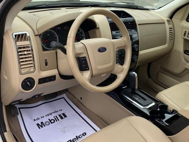 Ford Escape Limited FWD 2010