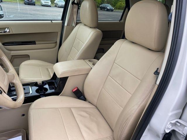 Ford Escape Limited FWD 2010