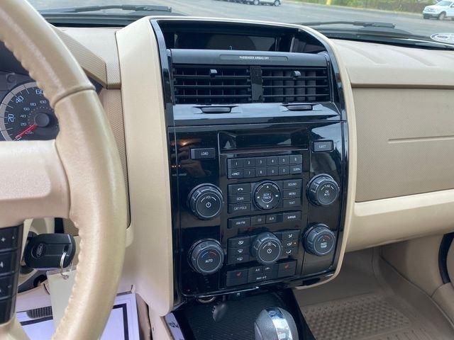Ford Escape Limited FWD 2010
