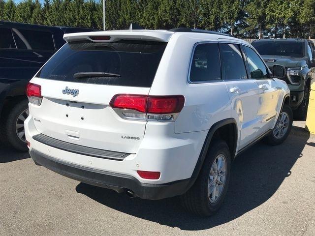 Jeep Grand Cherokee Laredo 4WD 2020