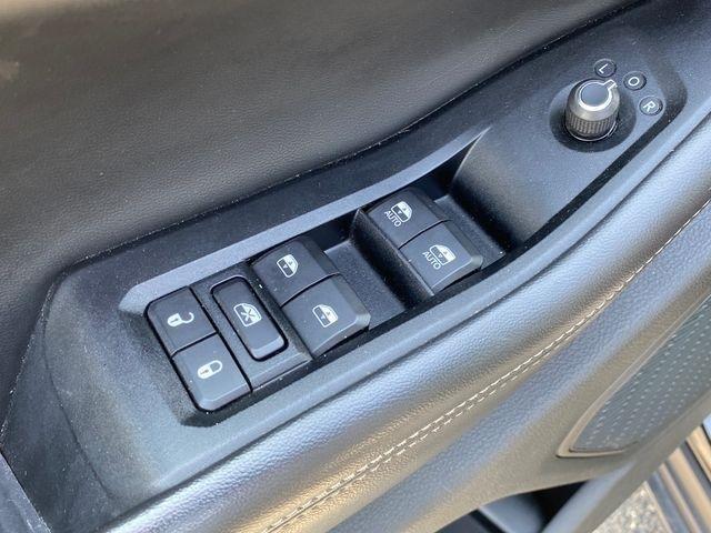 Jeep Grand Cherokee Laredo 4WD 2023
