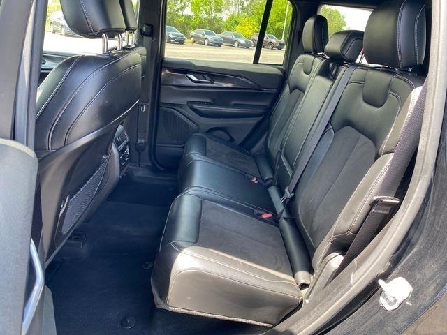 Jeep Grand Cherokee Laredo 4WD 2023