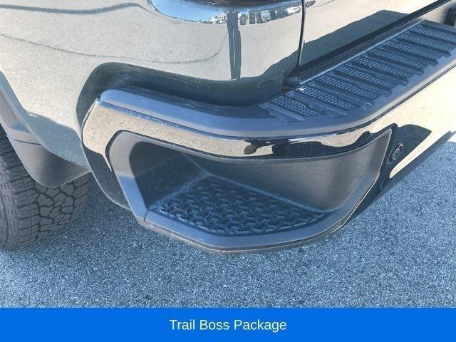 Chevrolet Silverado 2500HD LT Crew Cab Long Box 4WD 2026