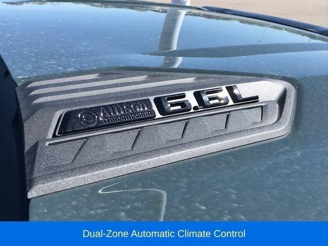 Chevrolet Silverado 2500HD LT Crew Cab Long Box 4WD 2026