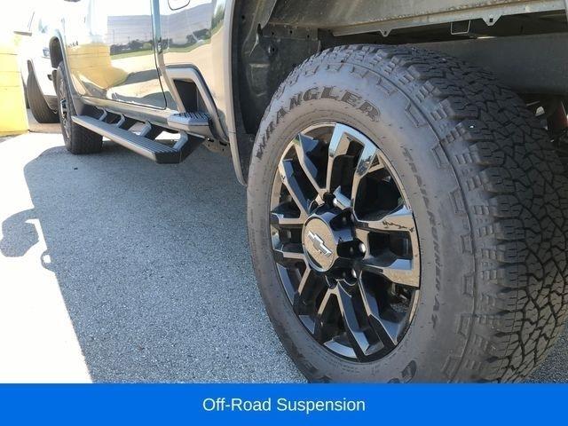 Chevrolet Silverado 2500HD LT Crew Cab Long Box 4WD 2026