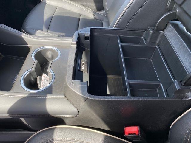 GMC Yukon SLT 4WD 2024