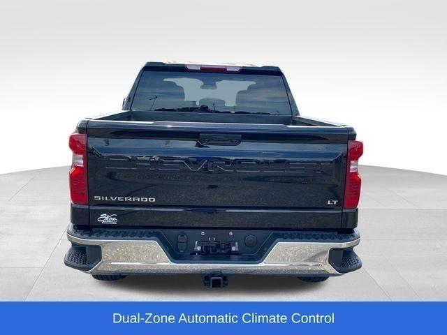 Chevrolet Silverado 1500 LT Crew Cab 4WD 2026