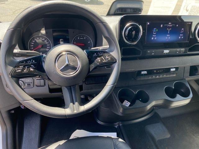 Mercedes-Benz Sprinter 2500 144-in. WB 2025