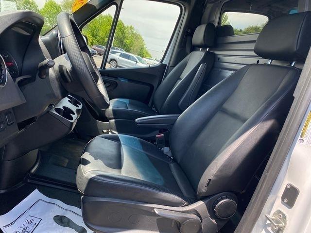 Mercedes-Benz Sprinter 2500 144-in. WB 2025