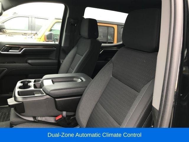 Chevrolet Silverado 1500 LT-L Crew Cab 4WD 2022