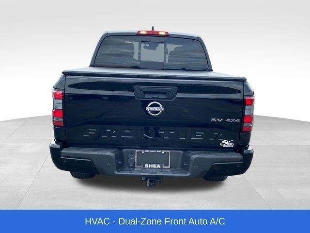 Nissan Frontier SV Crew Cab 4WD 2023