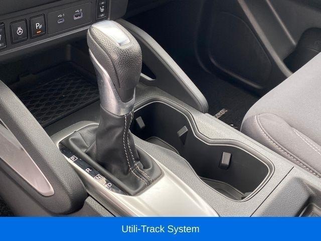 Nissan Frontier SV Crew Cab 4WD 2023