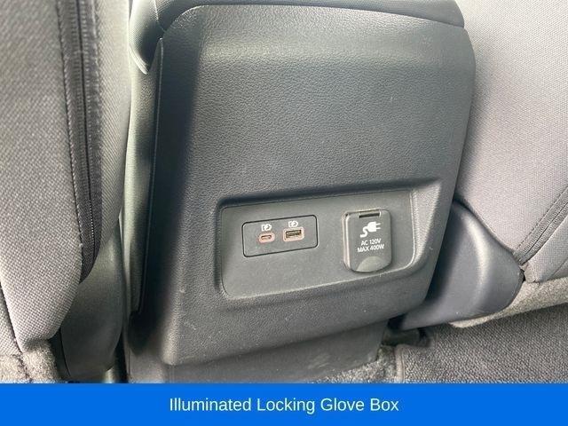 Nissan Frontier SV Crew Cab 4WD 2023