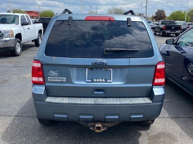 Ford Escape XLT FWD 2010