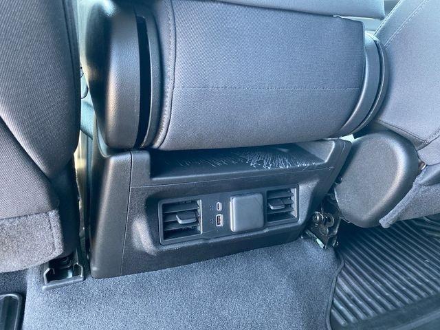 Chevrolet Silverado 1500 LT-L Crew Cab 4WD 2025