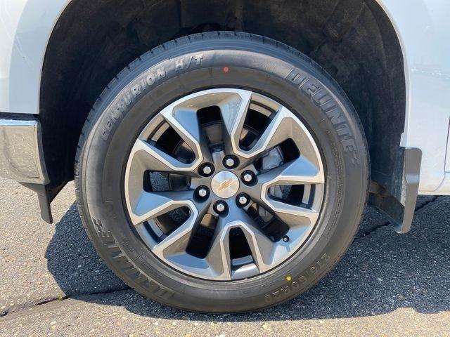 Chevrolet Silverado 1500 LT-L Crew Cab 4WD 2025