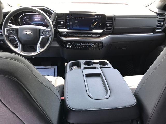 Chevrolet Silverado 1500 LT-L Crew Cab 4WD 2024
