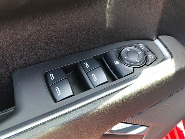 Chevrolet Silverado 1500 LT-L Crew Cab 4WD 2024