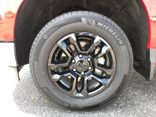 Chevrolet Silverado 1500 LT-L Crew Cab 4WD 2024