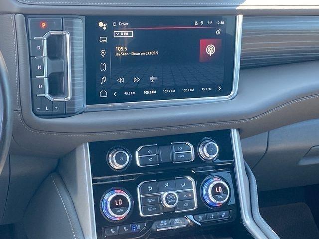 GMC Yukon Denali 4WD 2023
