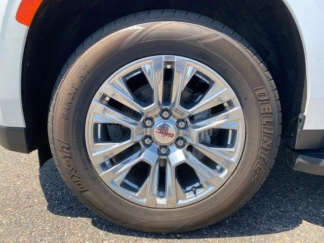GMC Yukon Denali 4WD 2023