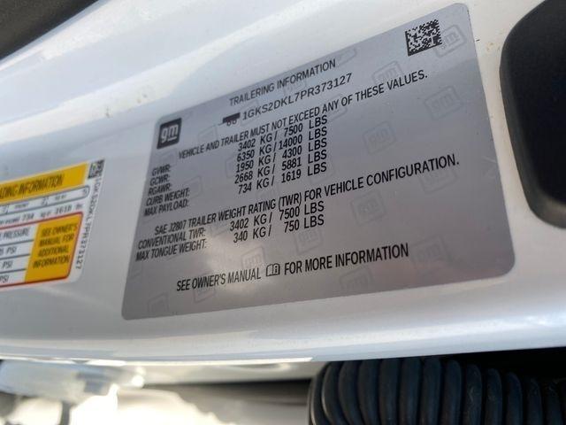 GMC Yukon Denali 4WD 2023