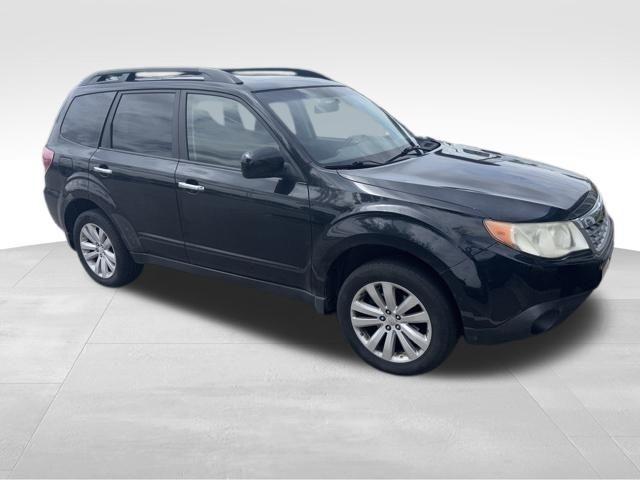 Subaru Forester 2.5X Premium 2011