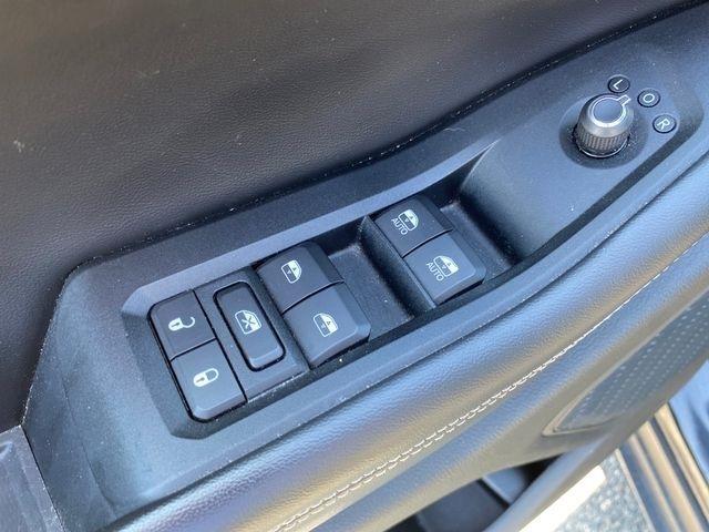 Jeep Grand Cherokee Laredo 4WD 2023