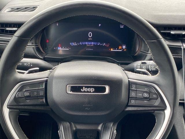 Jeep Grand Cherokee Laredo 4WD 2023