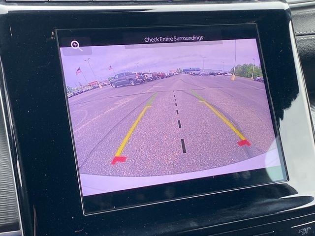 Jeep Grand Cherokee Laredo 4WD 2023