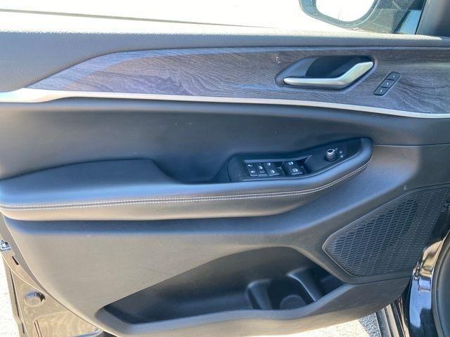 Jeep Grand Cherokee Limited 4WD 2023