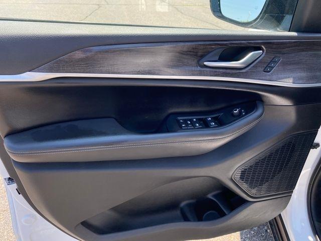 Jeep Grand Cherokee Limited 4WD 2023