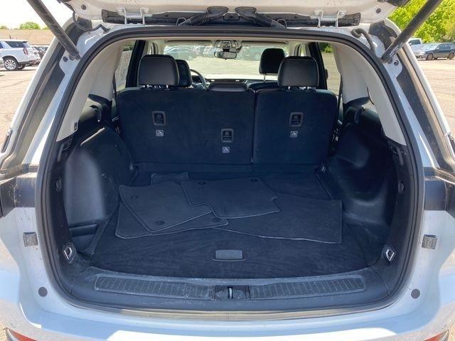 Jeep Grand Cherokee Limited 4WD 2023