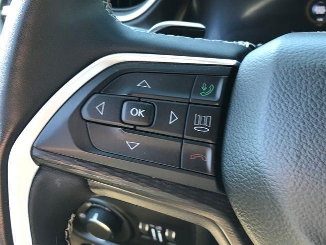 Jeep Grand Cherokee Laredo 4WD 2023