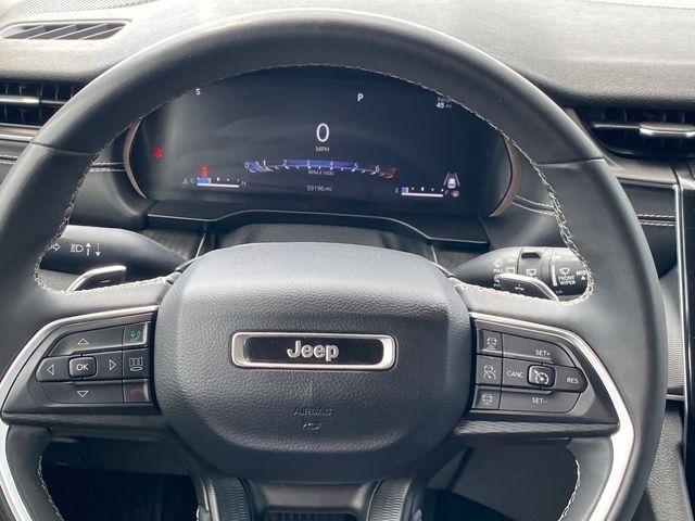 Jeep Grand Cherokee Laredo 4WD 2023