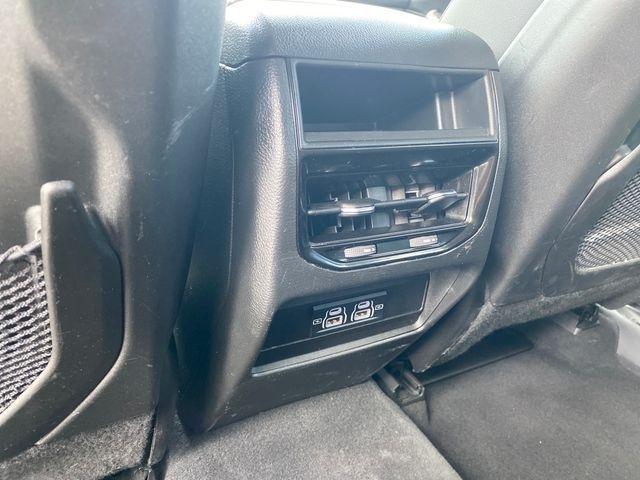 Jeep Grand Cherokee Laredo 4WD 2023