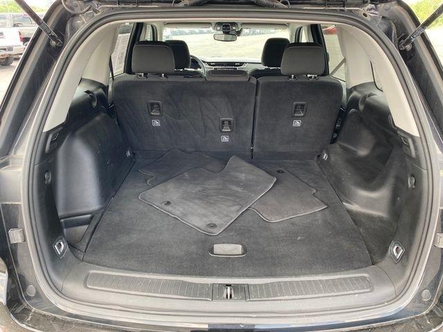 Jeep Grand Cherokee Laredo 4WD 2023
