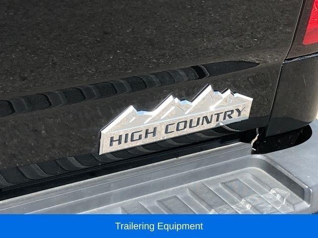 Chevrolet Silverado 2500HD LT Crew Cab 4WD 2018