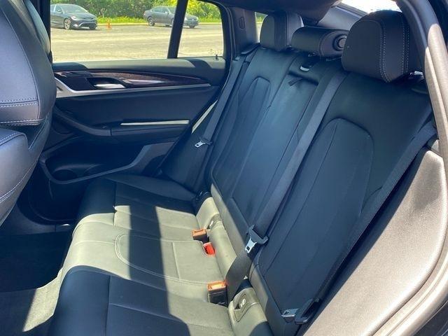 BMW X4 xDrive30i 2025